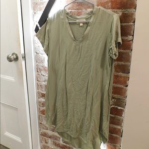 Green oversized shirt dress